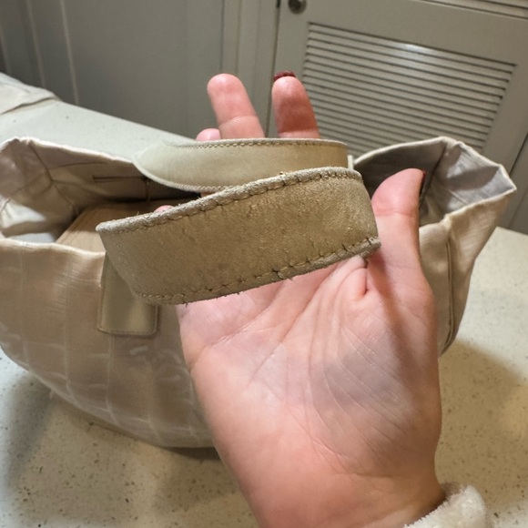 Chanel Vintage Travel Line Tote – Pink, authentic - Picture 5 of 17